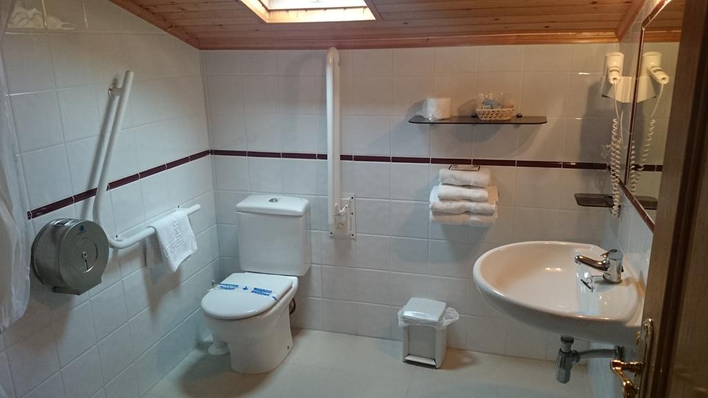 Hotel Valdoviño الغرفة الصورة